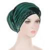 Etniska kläder glitter diamanter veckade turban cap kvinnor mjukt sammet huvud wraps caps muslim huvudduk