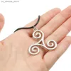 Collane a ciondolo Il film Teen Wolf Triskele Triskelion Inspirato collana a sospensione in acciaio argento acciaio rotondo Women Gioielli Gifts240408iubl