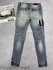 Purple HM120013 Jeans masculinos de alta qualidade Motocicleira Jean Rock Skinny Slim Ripped Hole Stripe da moda Snake Bordery Denim Calças