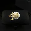 Broches 1873 Elegant Chinese Style Begonia Fleur Fleur Broche Exquise High-de-Shell Corsage Cheongsam Robe Robe Pin Accessoires Femme Bijoux