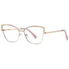 Gafas de sol personalidad dulce estilo fresco damas recortes de metal ojo de gato gafas anti-luces
