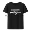 メンズTシャツロシア語カラシニコフAK 47モーダルプリントTシャツメンズルーズティークールなユーモアスタイル