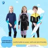 Costumi da bagno femminile da 3 mm da 3 mm in neoprene wetsuit caldo a maniche lunghe a manica lunga abito a prova solare a prova di ario per nuoto da nuoto.