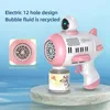 Gunspeelgoed Vol automatisch waterpistool 12 holes Handheld Spaceman Bubble Spray Machine Summer Outdoor ouder-kind Bubble Bubble Bubble Kinderen speelgoed 240408