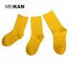 Calcetines de algodón peinados meikangcolorful para hombres y mujeres Midcalf Casual Highquality Brand MK1226Part1 240408