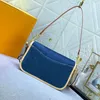 Nouveau sac à bandoulière en jean Diane PM Sac à main sacs de sacs de sacs de sacs de sacs à bandoulière de luxe en bleu, à la mode et polyvalente