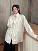 Bloses de mujer Fashion Stand Collar Plisado Blusa plisada Shhirts Chinese Retro Jacquard Pearls Botón Top 2024 Spring Chic Blusas