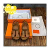 Designer tofflor Oran Sandals Leather Slides Summer Beach Classic Flat Fahion Men Women Shoes