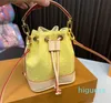 2024 Bolsas de ombro de ombro Bolsas Crossbody Bolsa Bolsa Designer Neonoe Mini Balde Bolsa Handela Mulma da Carteira da Carteira de Casa Flata