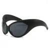 Zonnebril oversized mode y2k wrap rond voor mannen dames groot frame zwarte tinten ontwerp punk zonnebril een stuk