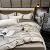 Ensemble de litière de broderie en coton égyptien couvercle de courtepointe de couette douce luxe à plate-lit plate à lit d'oreiller 600TC 240325