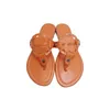 Slipare Sandal Designer Sliders Flip Flops Flop Sandals For Beach Comfort Leather Womens 2024 Luxury Ladies Bästa pris