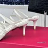 15A Designerskie Sandały na wysokim obcasie Trzy paski Silde Silde Silde Rivet Klucz Klucz dla kobiet Seksowne buty weselne