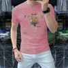 Nuevo 2024 Diseñadores para hombres T CAMISA HOMBRE MOMEN Tshirts Diseñador con letras de perforación caliente Camisas de verano Camas de verano Men sueltos Tamaño asiático M-4XL