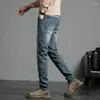 Abiti da designer di jeans maschili pantaloni da cowboy in stile coreano Slip vintage denim casual solido per uomini pantaloni da lavoro