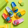 Pantoufle 2020 Nouvelle pantoufles mignonnes pantoufles de dinosaure enfants Baby Home Slippers imperméables respirant non gâchis garçons filles maison canard chaussures mignonnes 2448