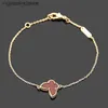 Charm Bracelets designer bracelets charm bracelets designer luxury VC Leaf Clover mini colored shell agate butterfly bracelet with diamond buckl Y240416OYLLVDTJ