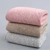 Handdoek 1 van de hoogwaardige koraal fluweel 3Colors voor huishouden Mooi geschenk zamontwerp zachte snelle drogende gezicht badkamerbenodigdheden