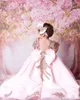 2024 Belle robes de filles de fleurs roses gonflées pour les mariages couches carrées manches courtes rose paillettes en or robe de bal ouvri