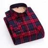 Chemises décontractées pour hommes Grands tailles Vêtements pour hommes Fleece Winter Coton Flanelle épaisse robe chaude Shirt Forme à manches longues