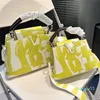 Designer Graffiti Borse Crossbody Borsa classica Old Flower Women Borse Spalla Borsa in pelle vera ledri d'argento Borse Lady