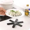 Table Mats 192pcs/lot Can Folding Plastic Anti- Insulation Pad Placemats Coasters Non Slip Placemat Potholder Holder