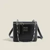 Borsa di design francese avanzata primavera/estate Nuova borsa versatile e semplice da donna con spalla da donna Borsa di moda