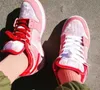 SB StrangeLove x Dunkily Low Valentines Day Bright Melon Gym RedMed Soft Girls Desinger Sneaker Strange Love pink7014143