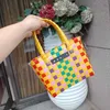 Fashion da donna Nuova borsa intrecciata Small Borse quadra Plastic Basket Piccotto cesto colorato foto portatile con sacca per la spesa da spiaggia ID Stylisheendibags