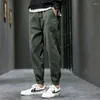 Męskie spodnie Koreańskie swobodne, długie proste nogi Man Man Man Streetwear Trendy i wszechstronne męskie wiosenne sporty letnie