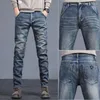 Abiti da designer di jeans maschili pantaloni da cowboy in stile coreano Slip vintage denim casual solido per uomini pantaloni da lavoro