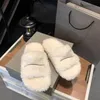 New Style Paris Designer Men's and Women's Wool Slippers Winter fur Furry Alphabet Sandals Comfortable Fluffy Girls Flip-Flops