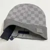 New Skull Fashin Designer Beanie Luxury Men Baseball Hut Sport Strick Hüte Schädelkappen ausgestattet klassisches Dreieck