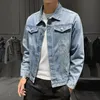 Giacca di jeans da uomo Autunno jean coatti in outpassino azzurro di grandi dimensioni alla moda di moda veloce dell'abbigliamento da uomo Y2K G 240319