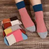 5 çift yüksek kaliteli kadınlar kış yün çoraplar vintage patchwork tavşan yün çorabı süper kalın sıcak termal pamuk 240408