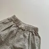 Broek Kinderkleding Kinderen Shorts 2024 Jongens Zomer Casual Britse stijl Losse geruite modieuze eenvoudige broek
