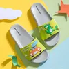 Slipper Kids fofos chinelos de dinossauros Padrão de carros de dinossauros Crianças Baby Home Slippers à prova d'água Roupa respirável para meninos Sapatos para meninas 240408
