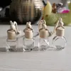 Fragrance Pendant Diffuser flaskor hängande parfymbilluften Fräschare Tomma klara glasflaskor för eteriska oljor med trälock och hängande sträng