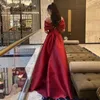 Sirenetta rossa satinata abito da sera formale dalla spalla spalline cinghie pieghe per abiti da festa del ballo arabo dubai Robe de soiree