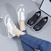 Chaussures décontractées Femmes Walking Summer Lace Lace Up Leather Sneakers de haute qualité Fashion Fashion Wild Flat-BottomEd Mandis