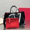 Valenteno 2024 Новая цепь маленькая женщина Vbuckle плечо -плечо -сумка Vlogo Lady Miniloco Cowhide Handheld Classic Bags Кожа One Straddle Fashion Metal кошелек дизайн Kin8