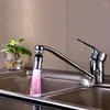 Rubinetti da cucina bagliore ugello doccia con doccia per rubinetto filtro colorato cambio di luce a led ruscello per bagno