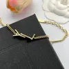 Designer armbanden Love Bracelet Luxe sieraden Letter Goudketens hanger y armband voor vrouwelijke zilveren armbanden met doos bruiloft geschenken oorbellen weote