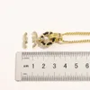 가죽 목걸이를 통한 18K 도금 금 디자이너 다이아몬드 편지 펜던트 고품질 초커 체인 보석 액세서리 여자 선물