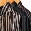 Camisas masculinas Camisas de alta qualidade Camisa listrada de mangas compridas design de negócios casual cor de cor preta gentleman tops suaves de chegadas suaves