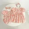 Sommerfamilienübereinstimmende Outfits Mädchen Schwestern Floral Prinzessin Dressbaby Kurzärmele Puff Bodysuit H5503 240327