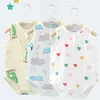 Sommar baby hem kostym bodysuit söt tecknad björn kanin pojkar flickor barn klättrar pyjamas tunna födda barn sovande kläder 240408