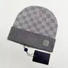 New Skull Fashin Designer Beanie Luxury Men Baseball Hut Sport Strick Hüte Schädelkappen ausgestattet klassisches Dreieck