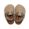 Slipper Child Baby Boys Mädchen warm warm Fuzzy Slipper Plüsch Sandalen Kork Kunstfell Flats Kleinkind Vorkader Slipper Elastizier Rückengurt 240408