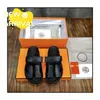 Designer tofflor Oran Sandals Leather Slides Summer Beach Classic Flat Fahion Men Women Shoes